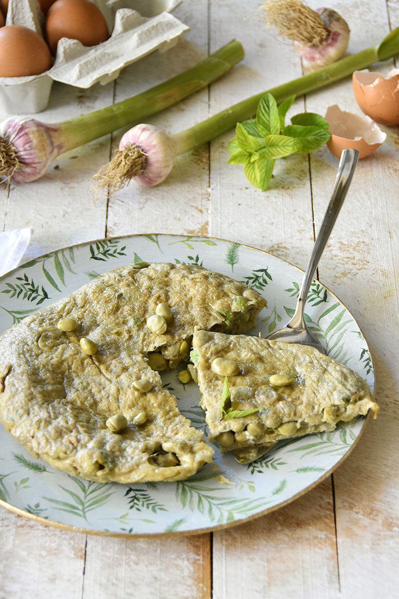 Tortilla di fave con aglio novello e menta