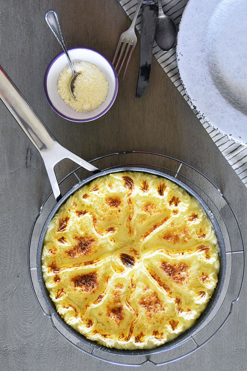 Kuchen aus Kartoffelpüree und Hähnchen
