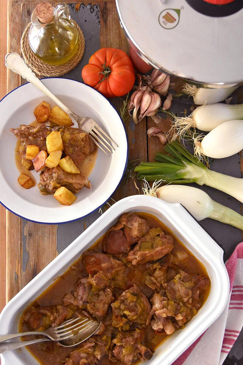 Agnello stufato in salsa