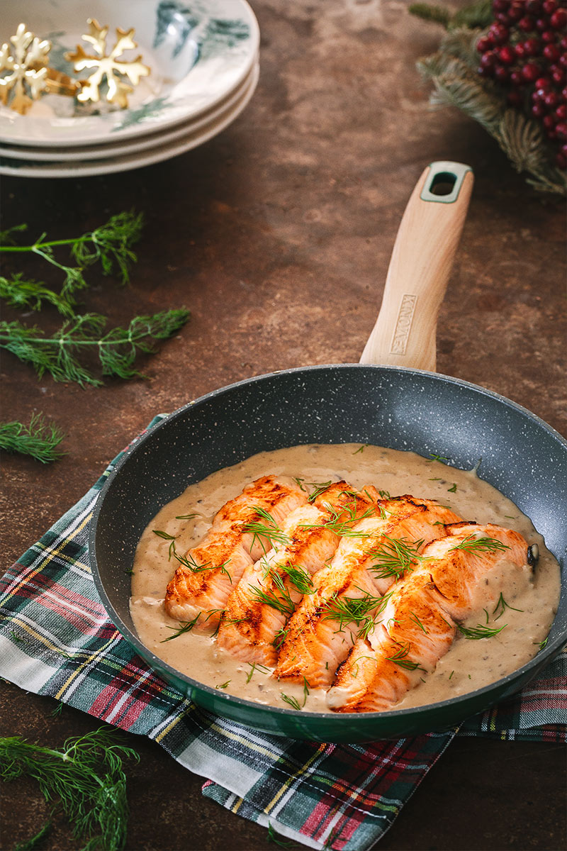 Salmone in salsa di funghi
