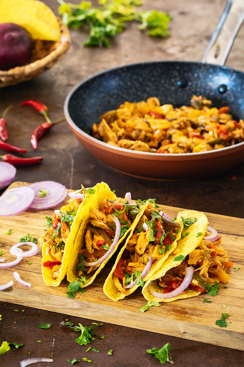 Tacos di pollo con verdure