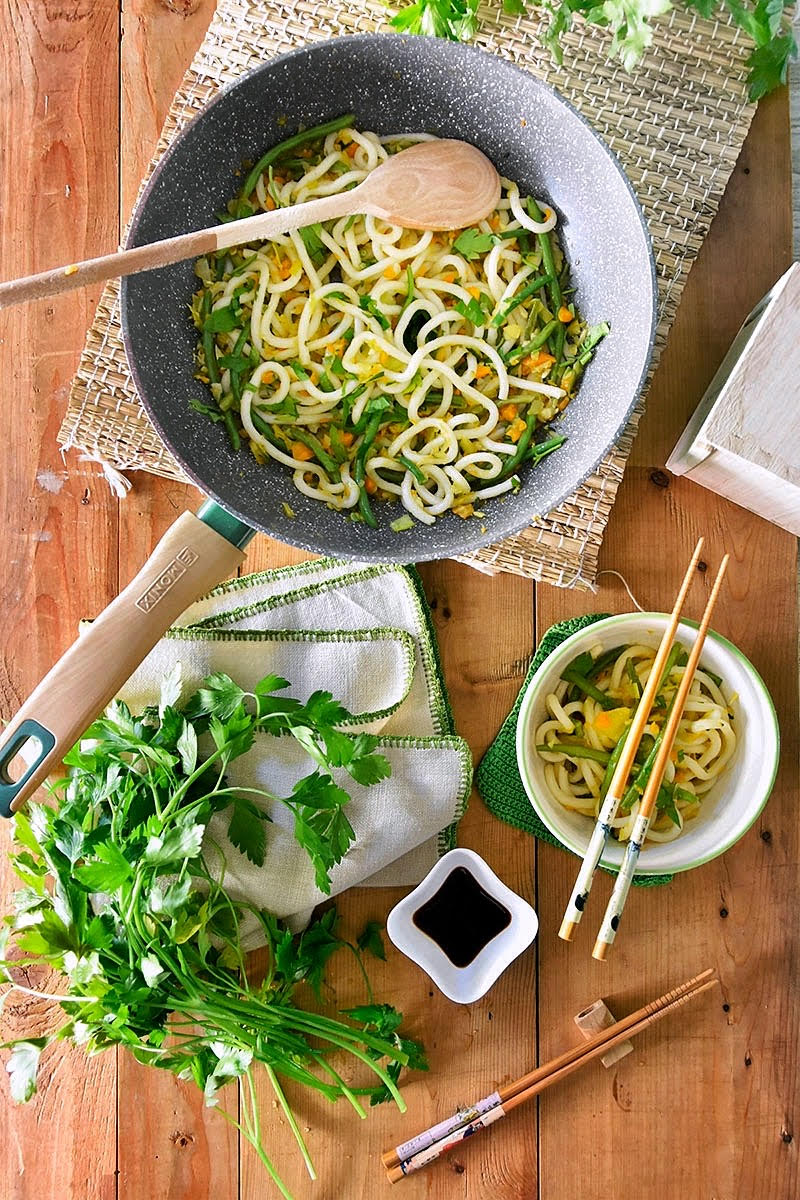 Wok-Nudeln mit Gemüse