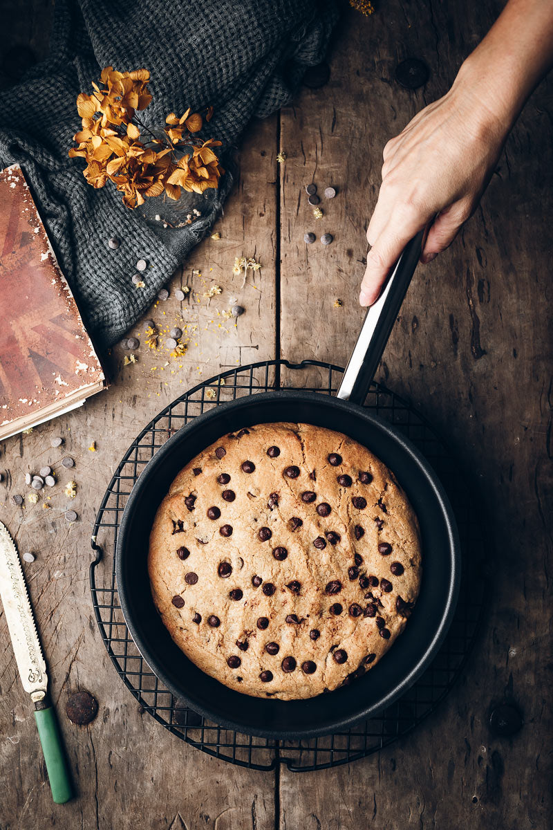Skillet chocolate cookie